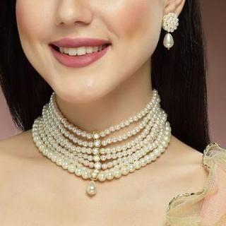 Karatcart Pearl Beaded Kundan Choker Necklace Set for Women